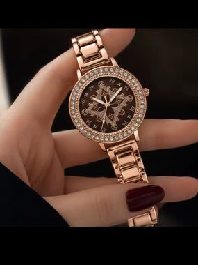 Others Follow Rose Gold Women's Bracelet Watch with Crystal Bezel